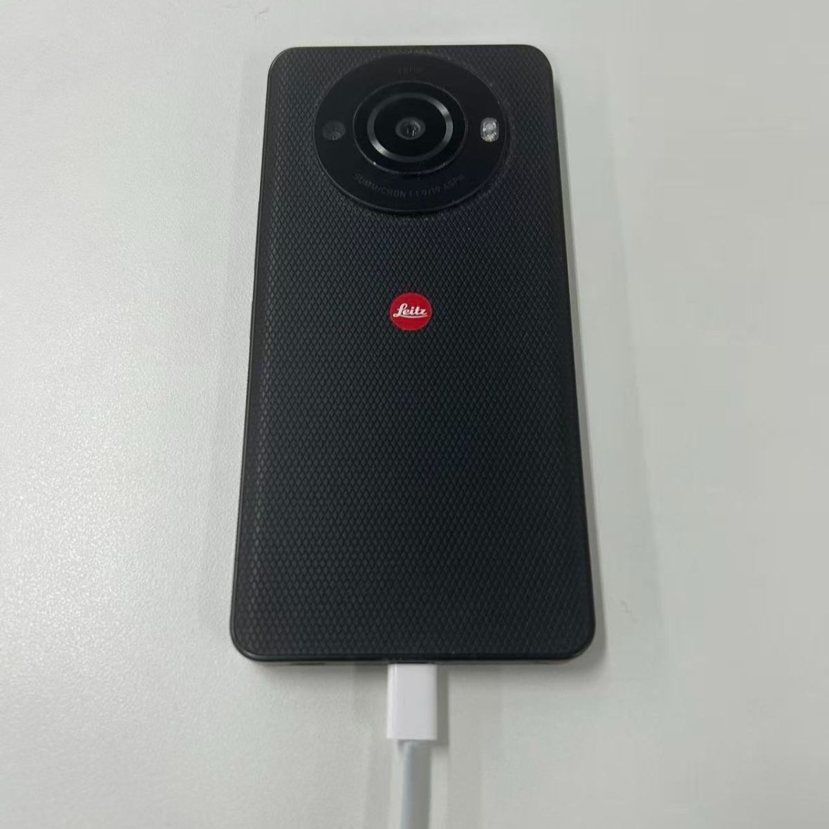 【ジャンク品】Leitz phone 3