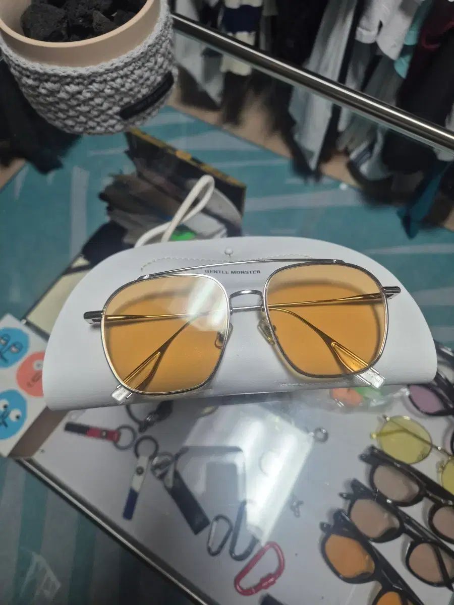 ☆希少☆ TWS シニュ SUMMER BEAT! yzy マカオ限定トレカ