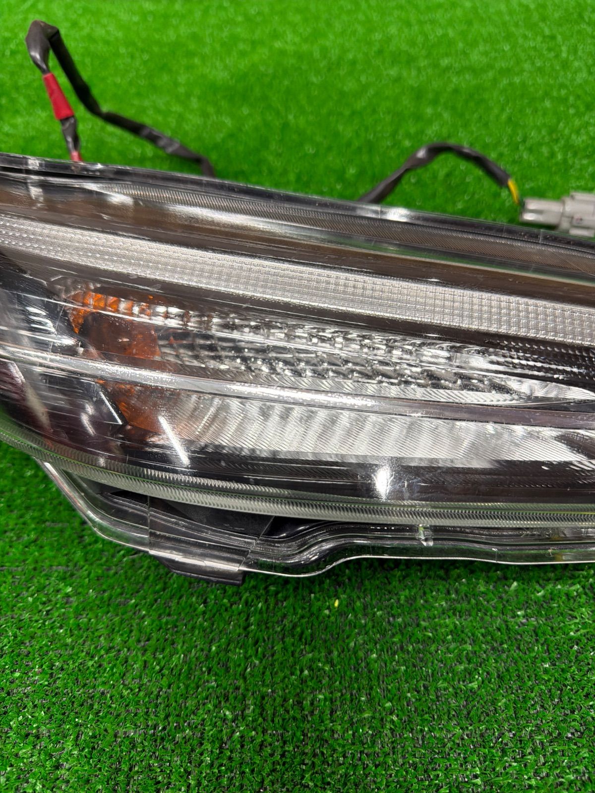 日産 セレナ C27 GC27 純正 右側 フロントウィンカー KOITO 210-23788