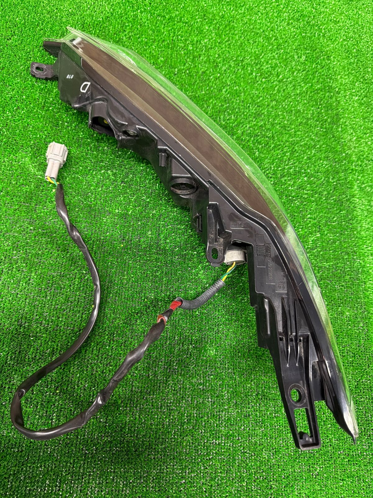 日産 セレナ C27 GC27 純正 右側 フロントウィンカー KOITO 210-23788