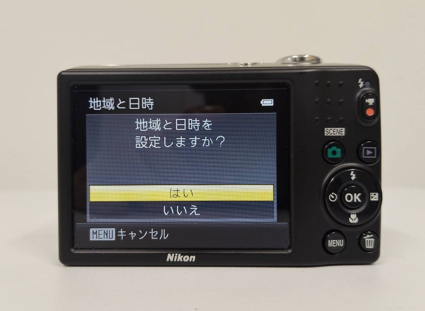 Nikon COOLPIX L26 ニコン デジタルカメラ 単三電池 - メルカリ