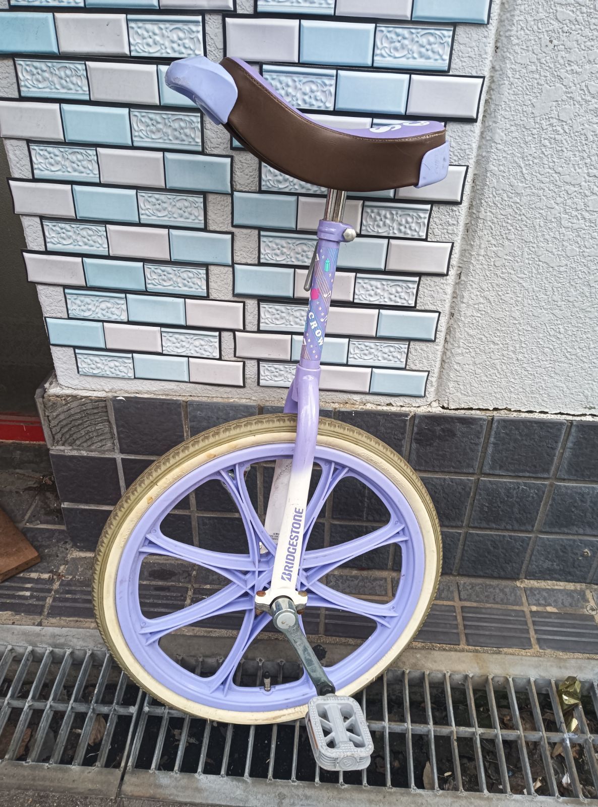 BRIDGESTONE 一輪車 18インチ 車・バイク・自転車 キッズサイクル