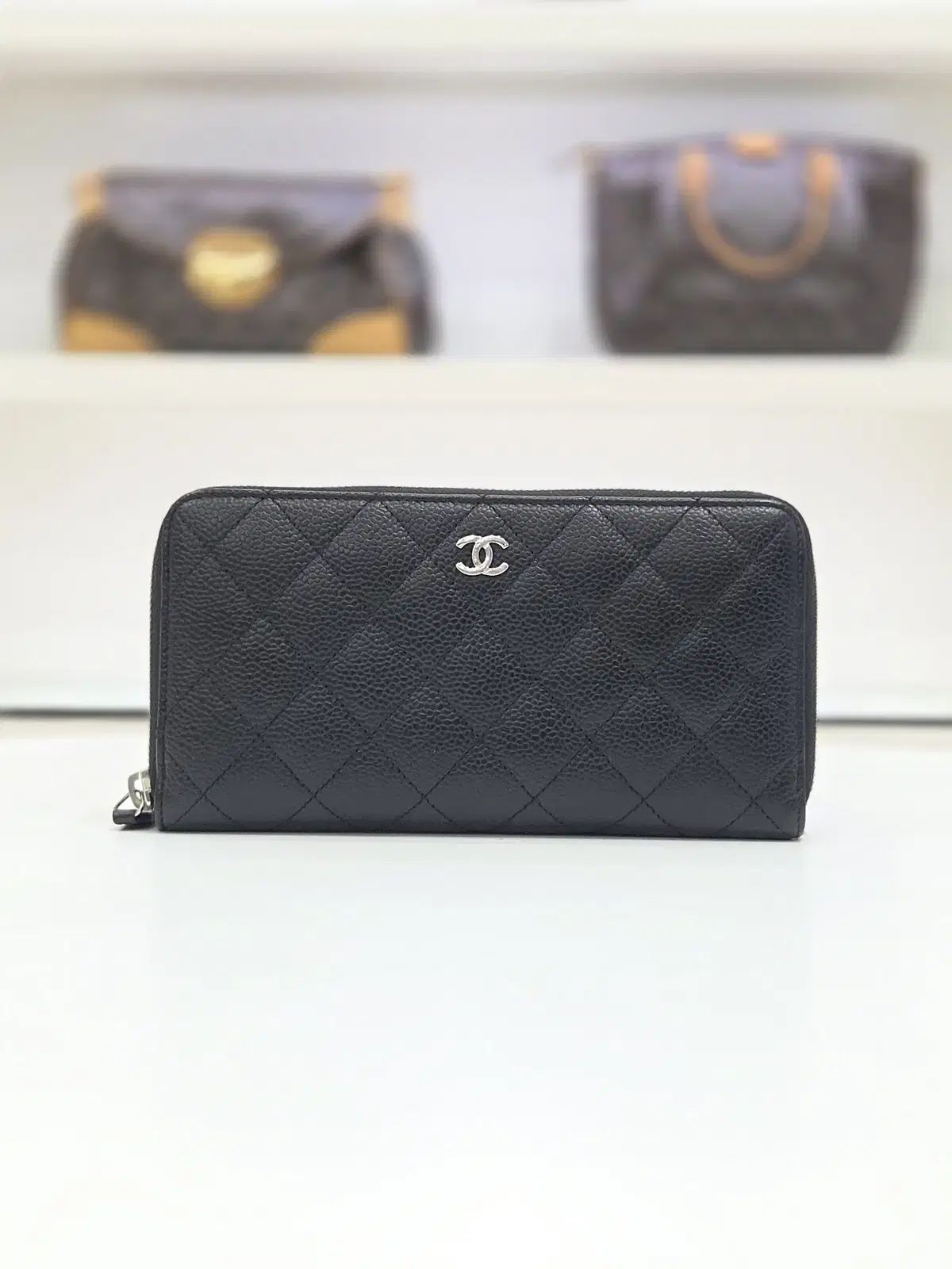 シャネル キャビア Classic ジッパー 長財布 AP0242 シャネル キャビア Classic ジッパー 長財布 AP0242