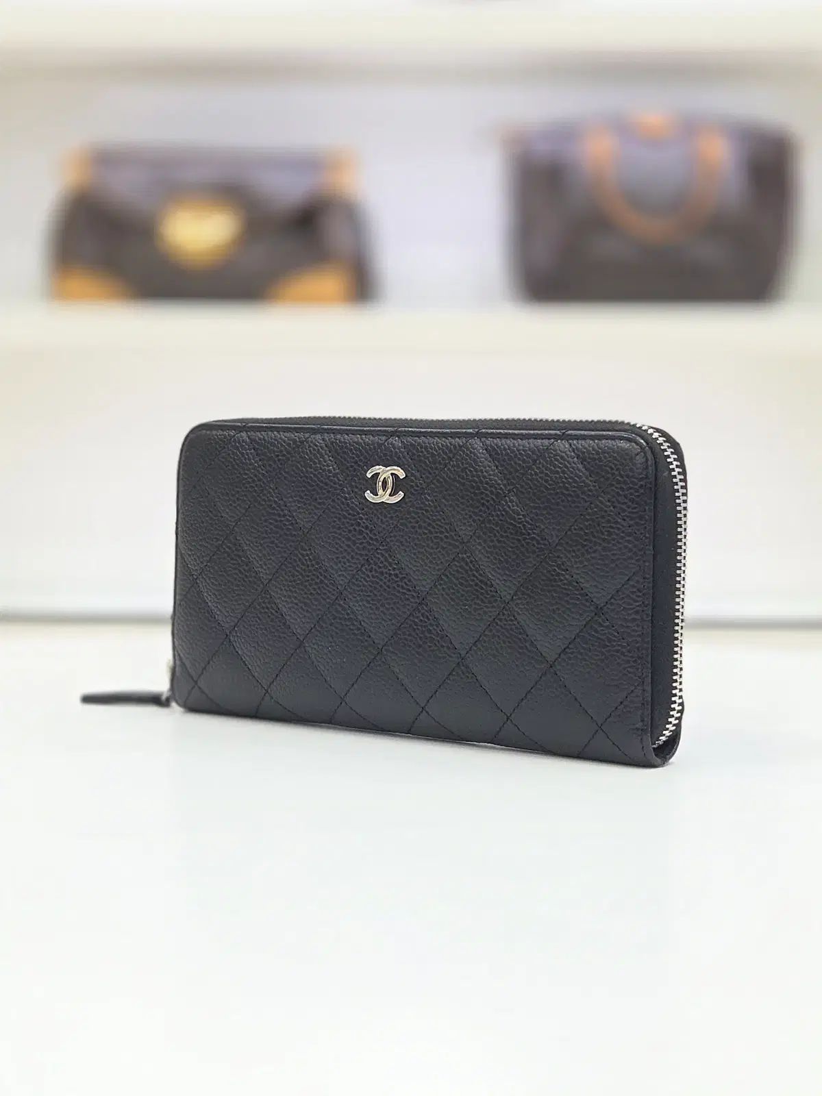 シャネル キャビア Classic ジッパー 長財布 AP0242 シャネル キャビア Classic ジッパー 長財布 AP0242