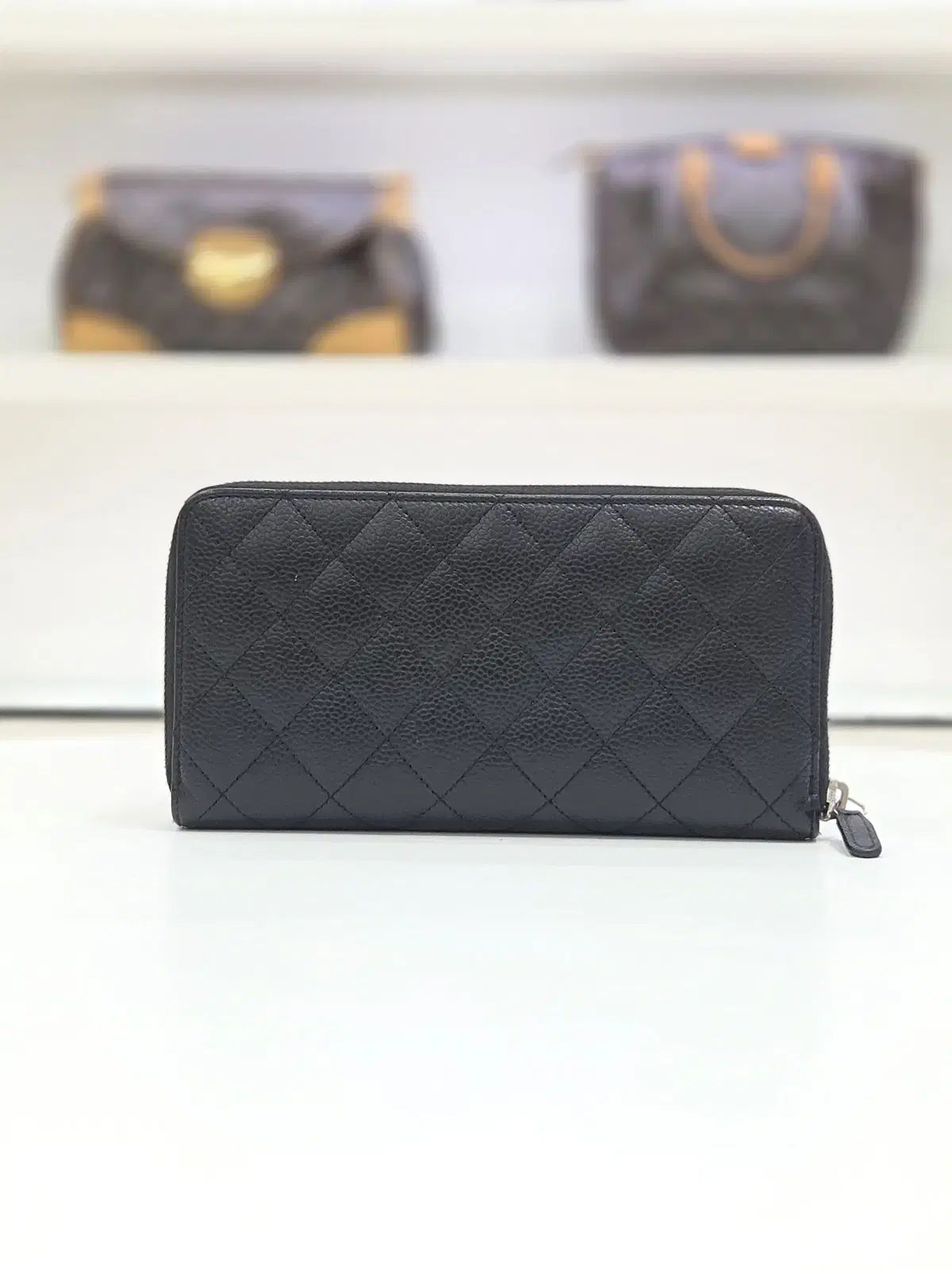 シャネル キャビア Classic ジッパー 長財布 AP0242 シャネル キャビア Classic ジッパー 長財布 AP0242