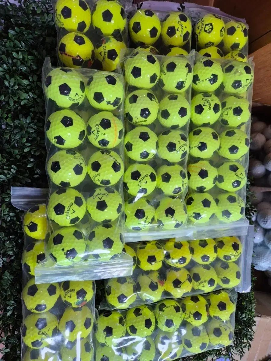 キャロウェイ クロムソフト サッカーボール 100個