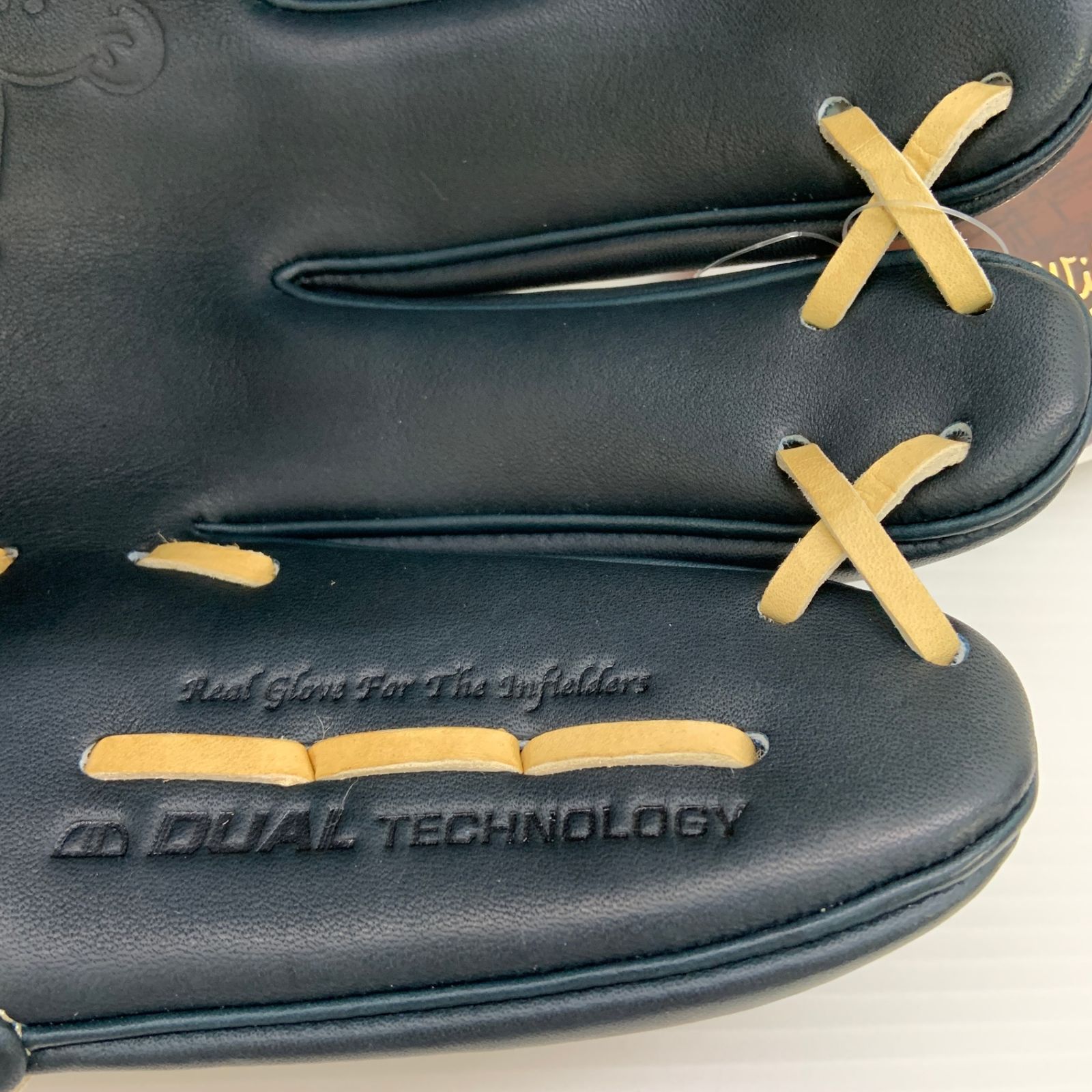 ウィルソン Wilson ウィルソンスタッフ Wilson Staff WBW103641 硬式