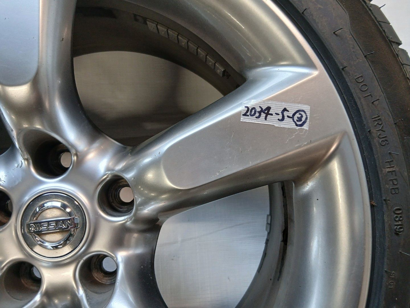 中古 日産純正 Z33 18インチ アルミホイール＆サマータイヤ 1本 