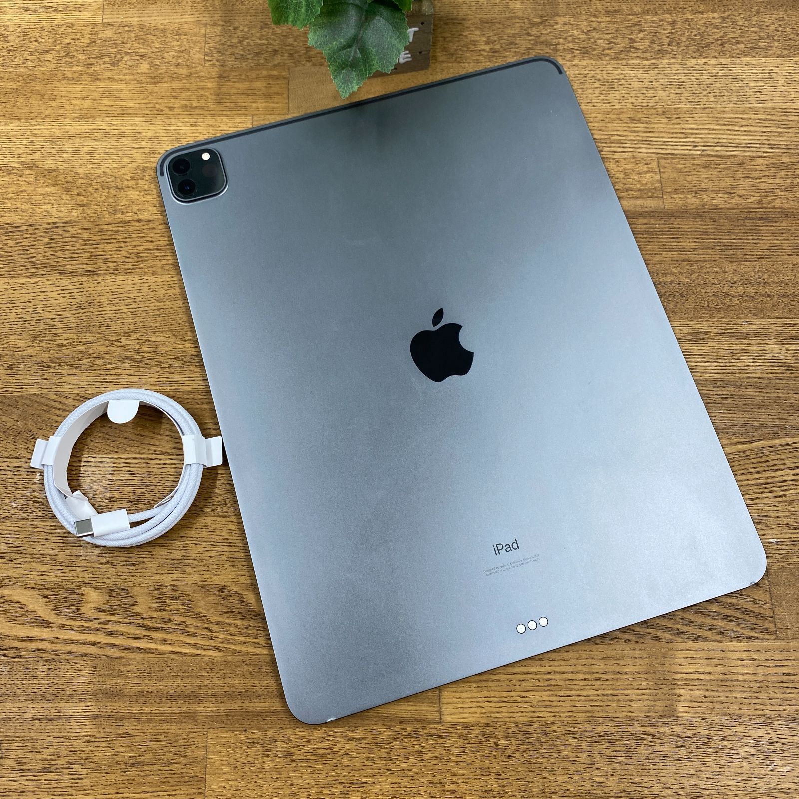 iPad Pro 12.9インチ（第4世代 ) 512GB Wi-Fiモデル