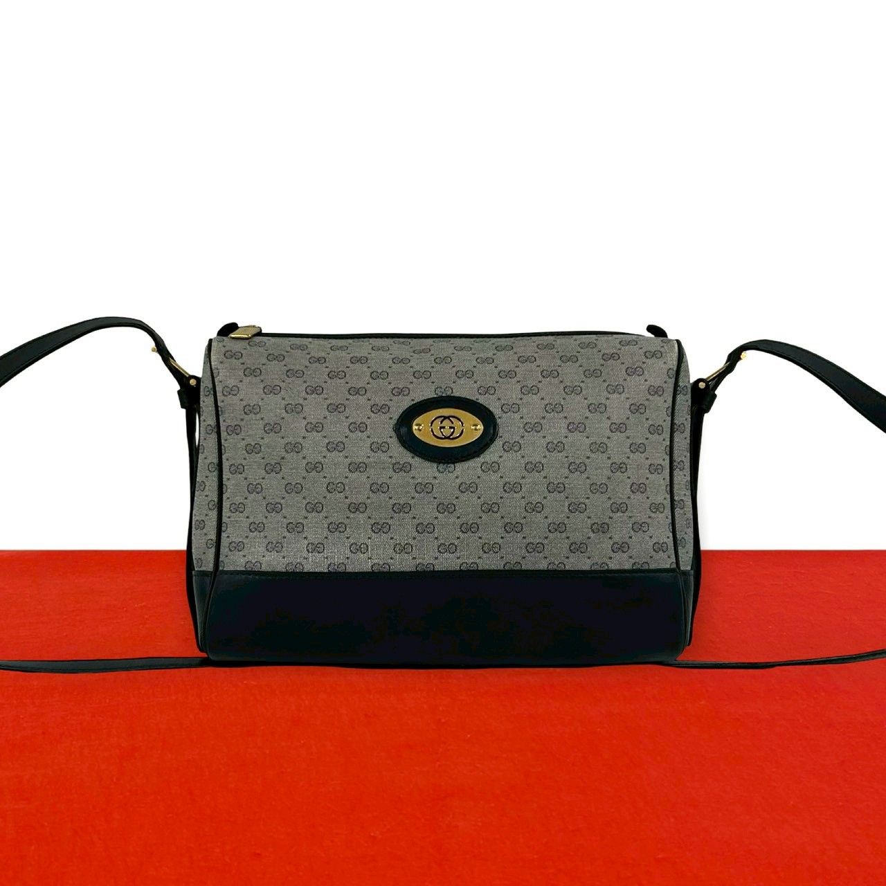 極 美品 GUCCI グッチ オールドグッチ ヴィンテージ マイクロGG ロゴ 金具 レザー 本革 ショルダーバッグ ポシェット ネイビー 19276