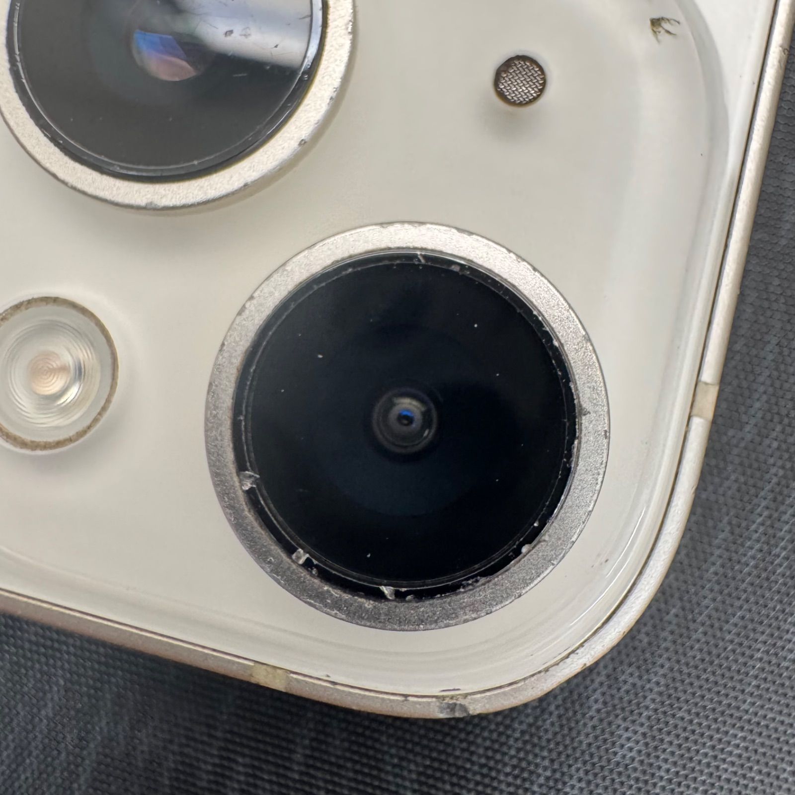 iPhone 14 128GB スターライト SIMロック解除済 - メルカリ