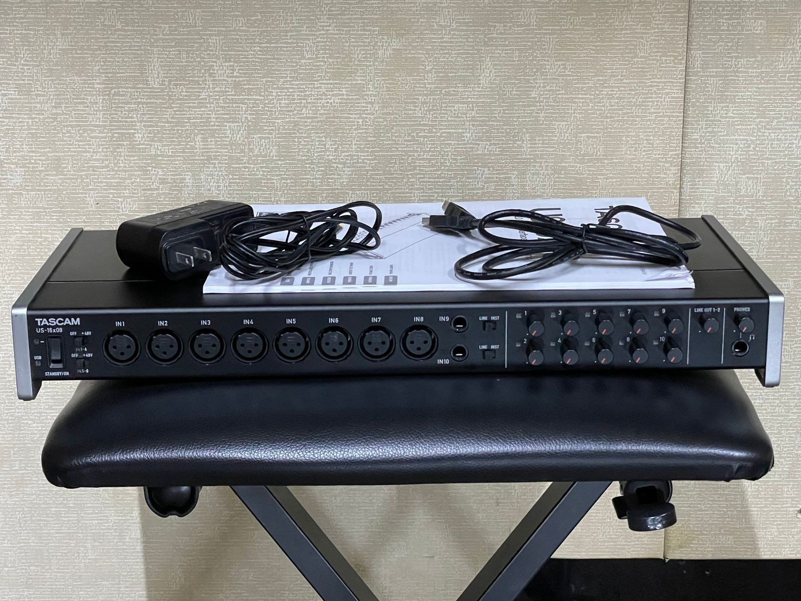 TASCAM US-1608 16ch オーディオインターフェース 中古良品