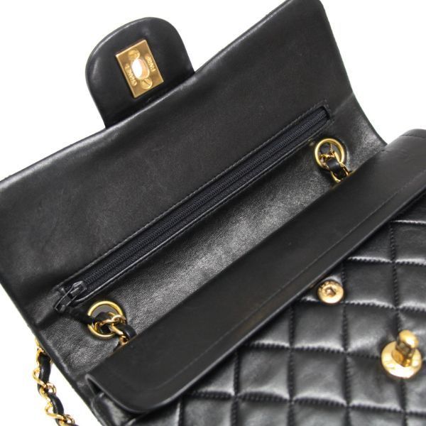 シャネル CHANEL マトラッセ23 ダブルフラップ チェーンショルダー