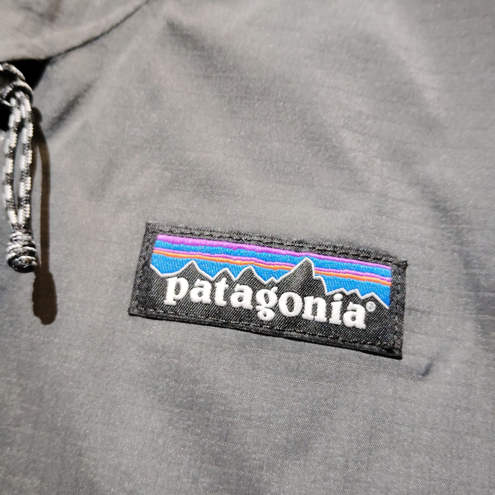 Patagonia メンズ・グラナイト・クレスト・レイン・ジャケット Forge 