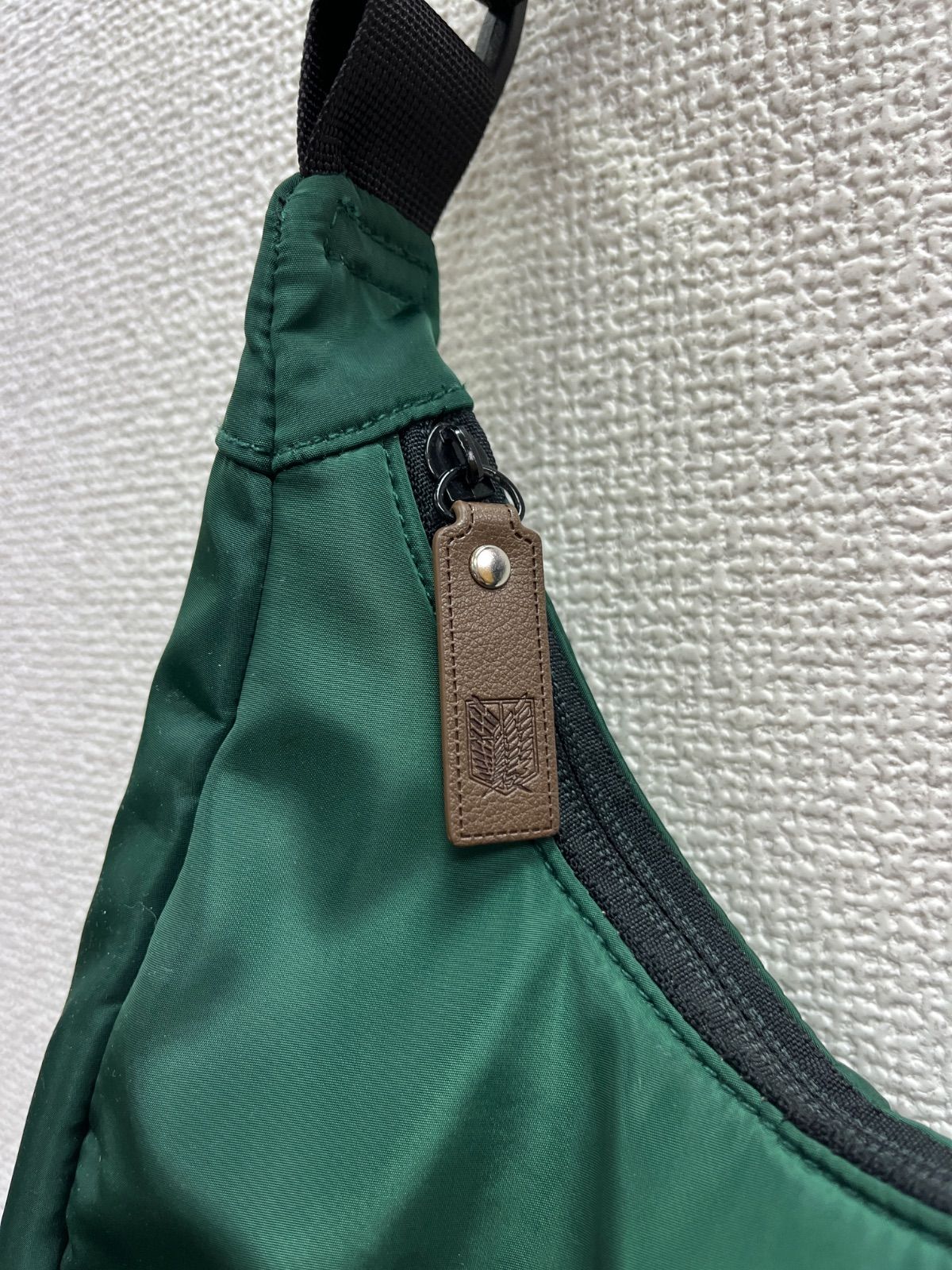 31.graniph グラニフ 進撃の巨人 バッグ グリーン ミニショルダー 