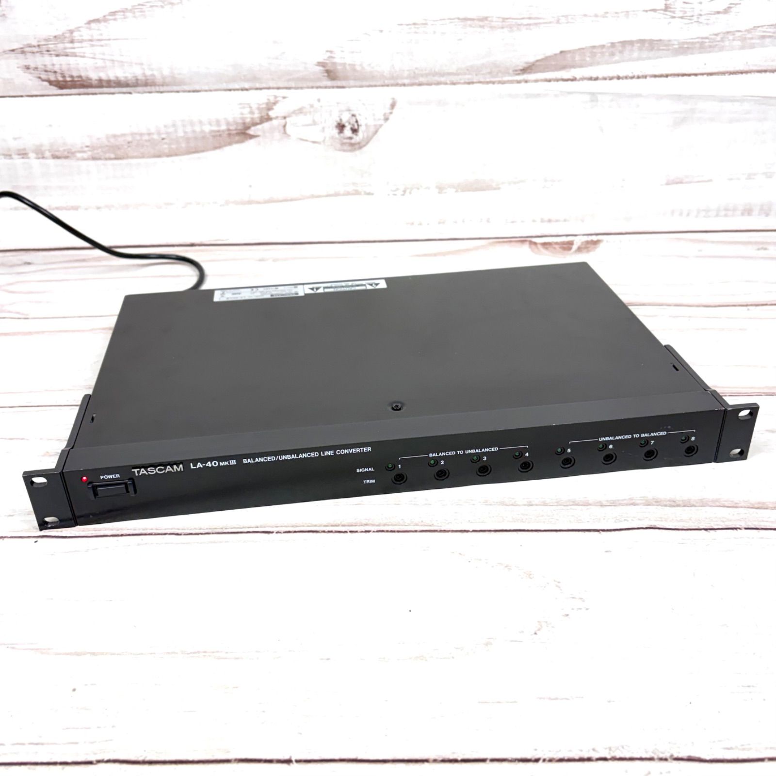 TASCAM LA-40 MK3 BALANCED / UNBALANCED LINE CONVERTER タスカム バランス アンバランス コンバーター
