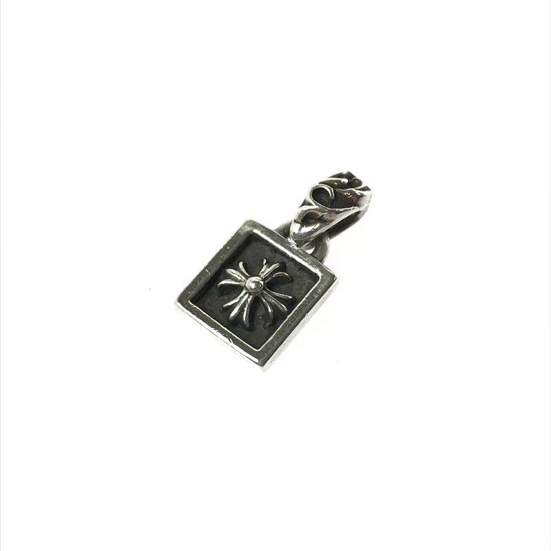 【中古品】 CHROME HEARTS クロムハーツ OLD FRAMED CH PLUS CHARM オールド フレームド CHプラス チャーム ペンダントトップ アクセサリー 【190-260523-na-33-tagh】