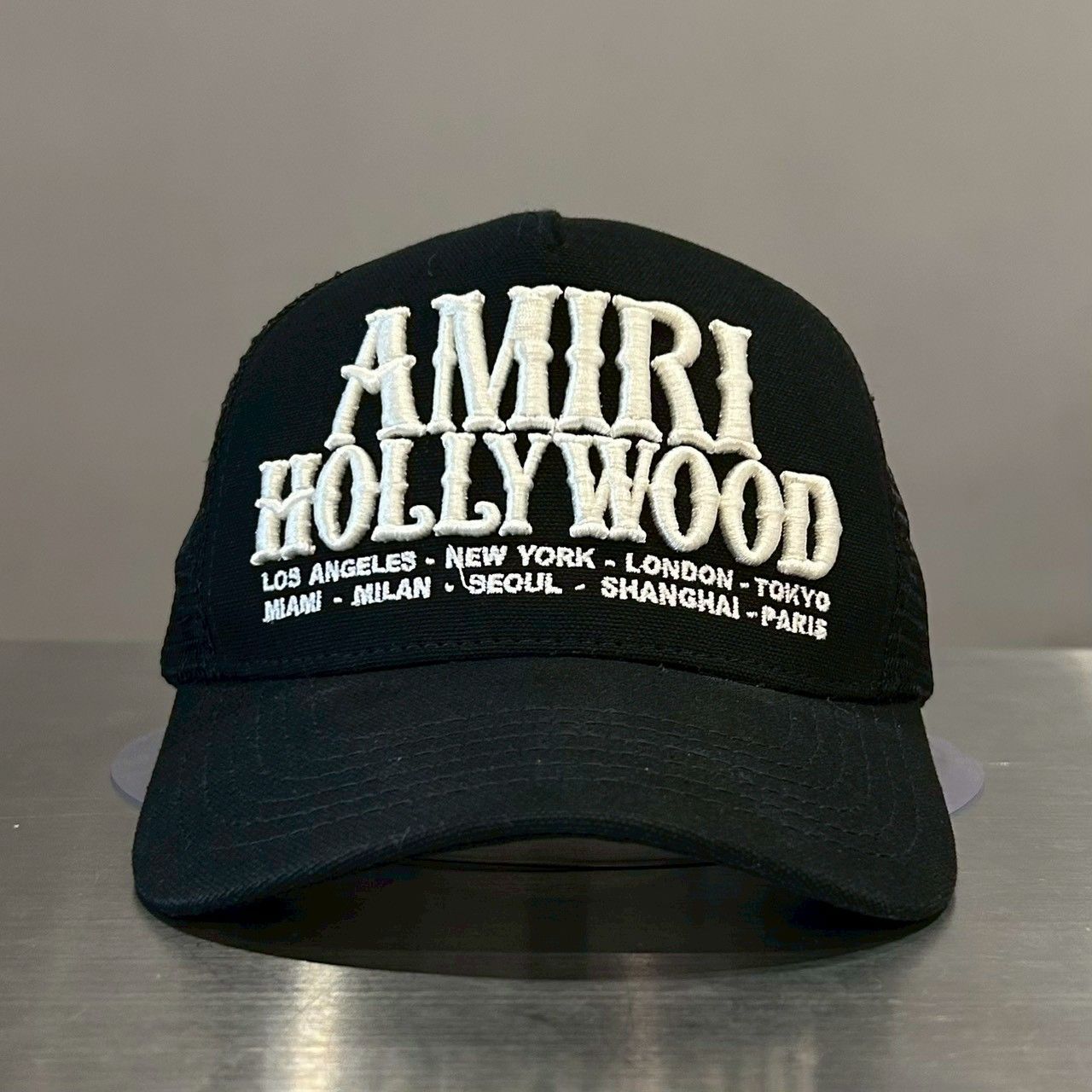 AMIRI』アミリ Hollywood 刺繍ロゴ キャップ - メルカリ
