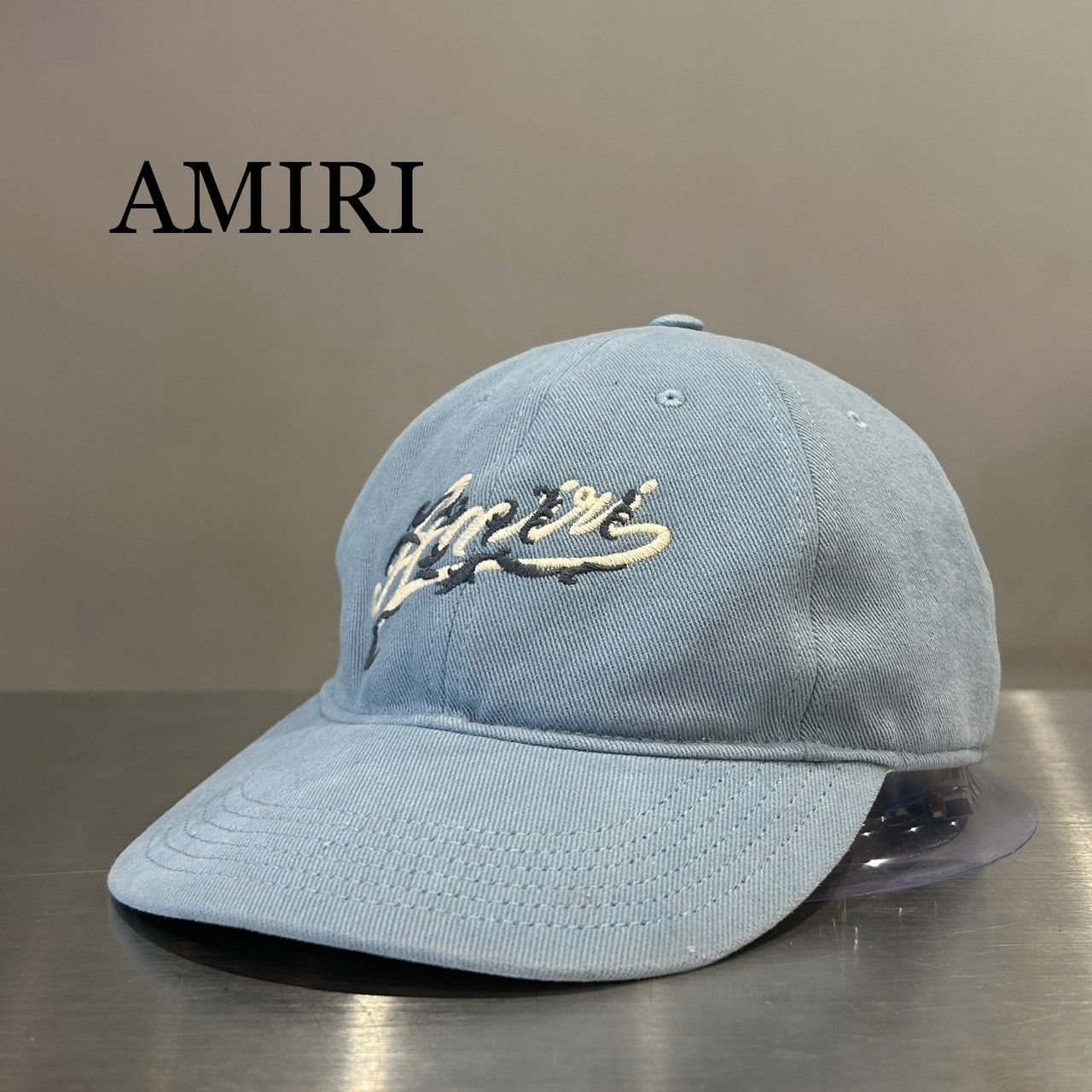 『AMIRI』アミリ バロックロゴ刺繍 キャップ