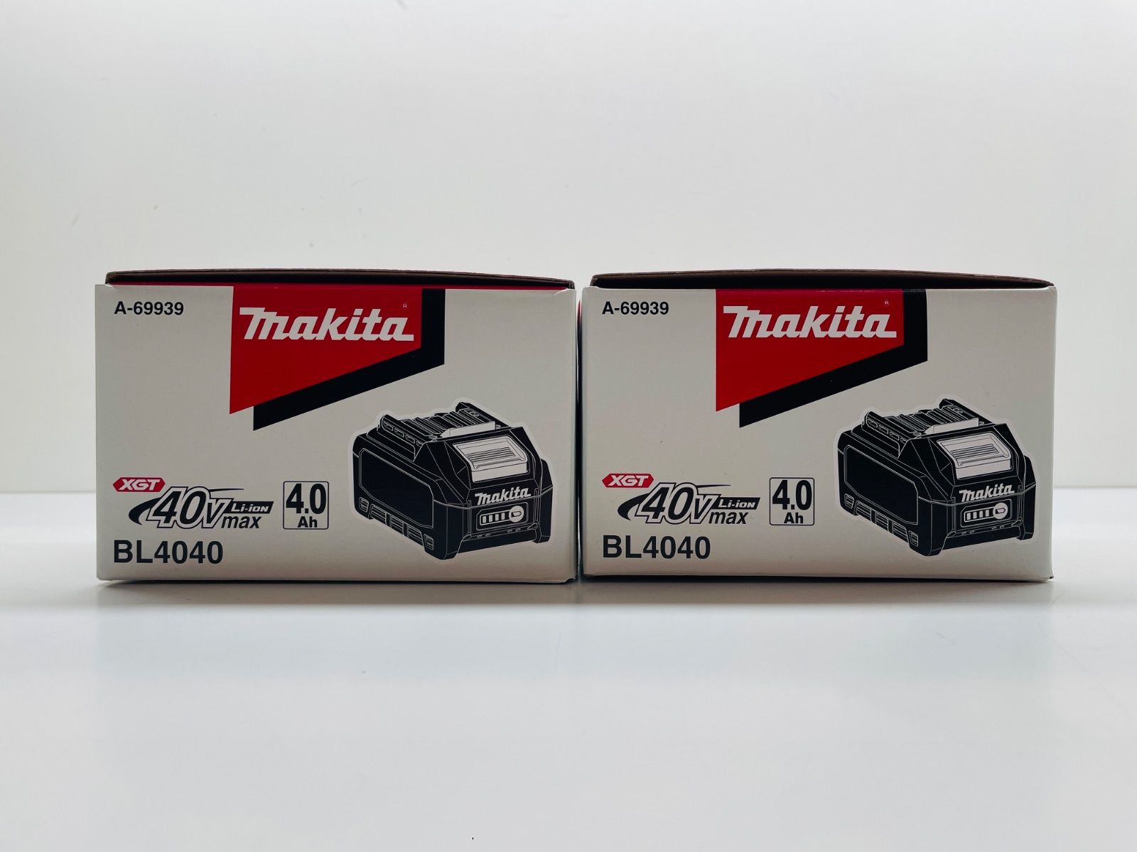 【新品未使用開封品　2個セット】 メーカー：Makita（マキタ） 品名：40V リチウムイオンバッテリー 型番： BL4040 4.0Ah 2個セット