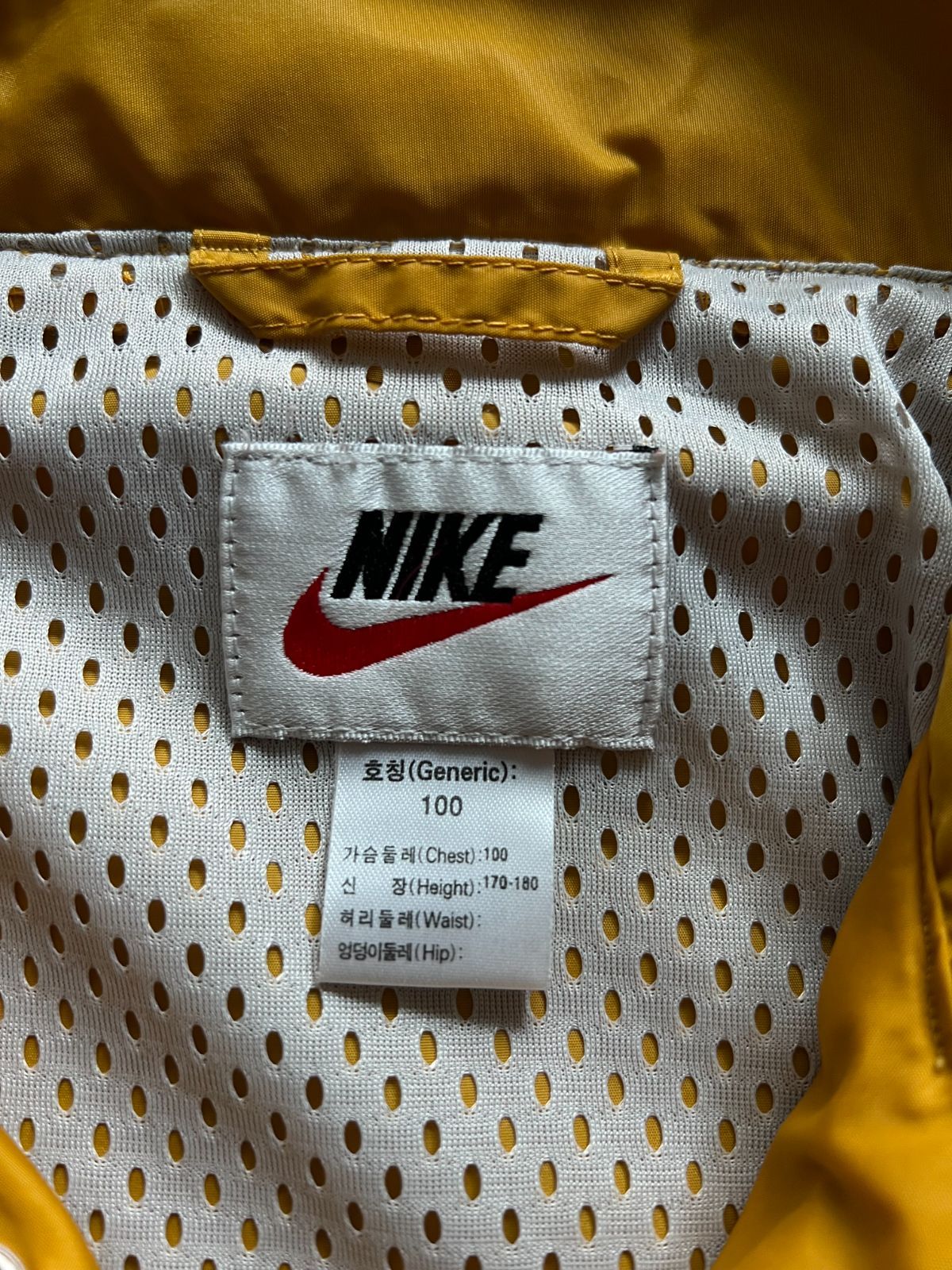 NIKE ナイロンジャケット ハーフジップ プルオーバー 黄色 - メルカリ