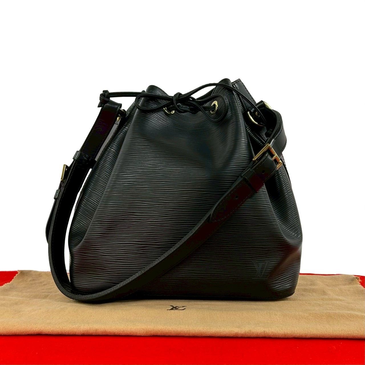 極 美品 袋付き LOUIS VUITTON ルイヴィトン ヴィンテージ プチノエ エピ レザー 本革 セミ ワン ショルダーバッグ ノワール 477-2