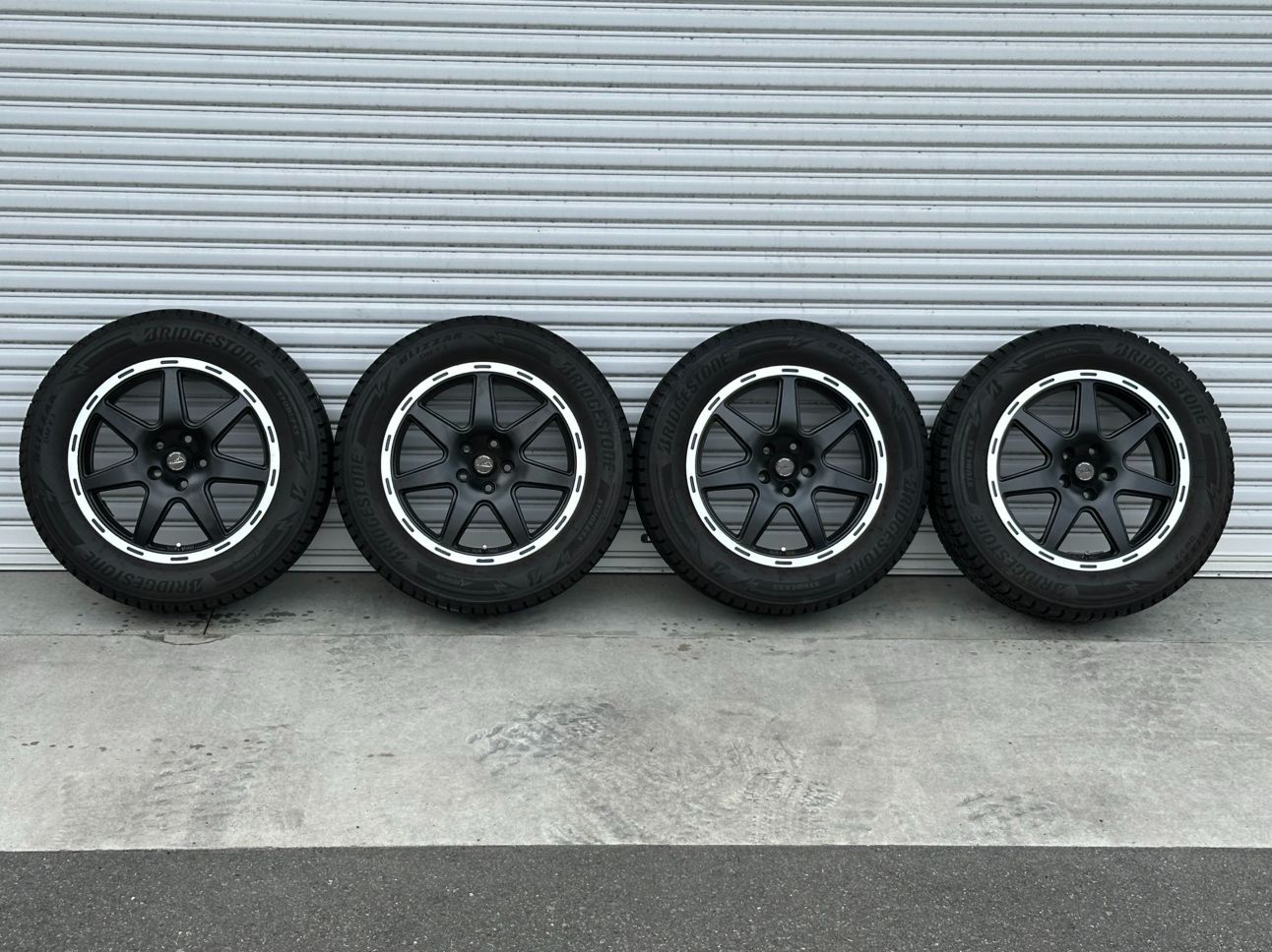 TIRADO CROSS 17インチ 225/60R17 阿部商会 ティラードクロス TIRADO CROSS ホイール 17インチ 7.0J +35