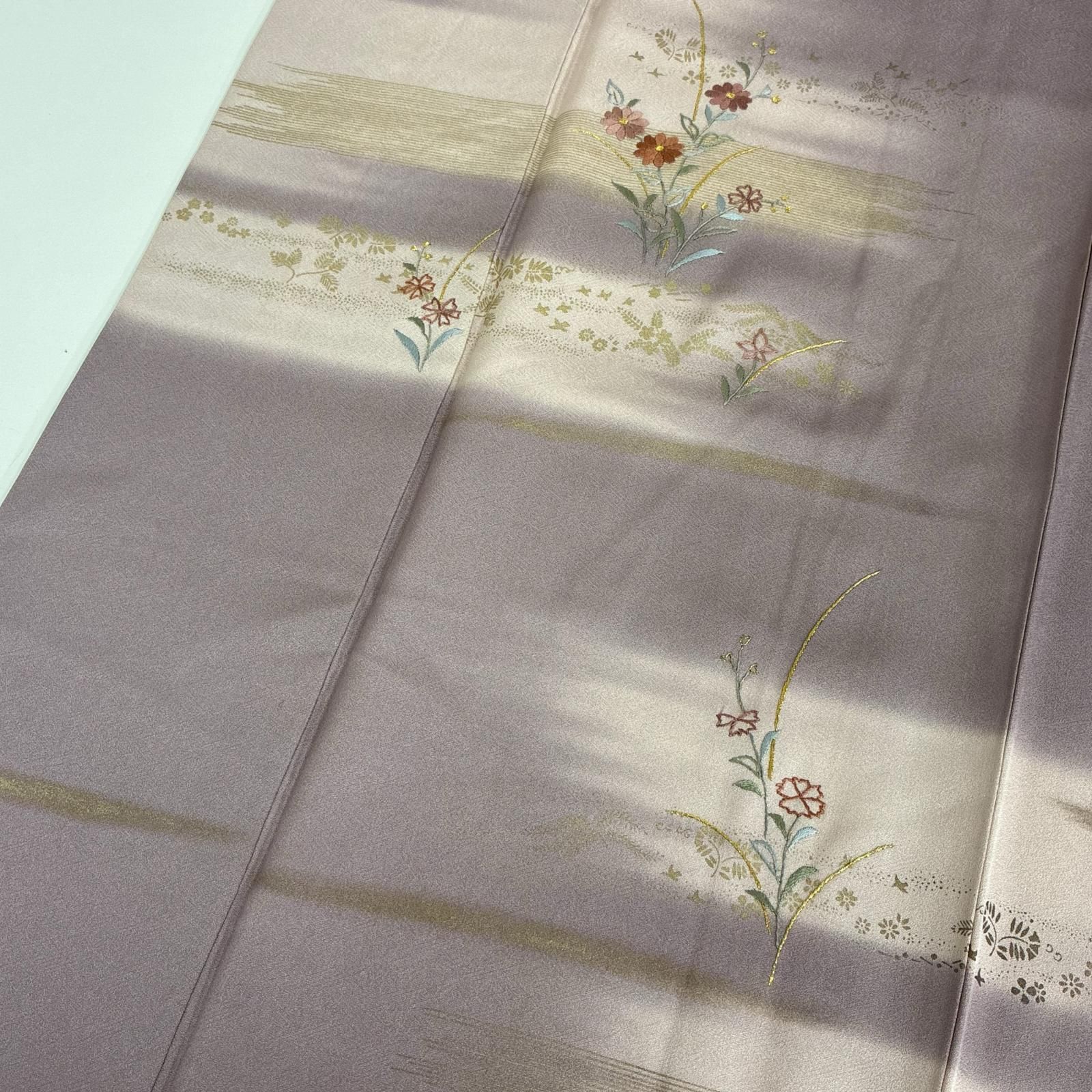 付け下げ 正絹 紋なし 刺繍 暈し染め 花草 袷 着物 MK-8757 - メルカリ