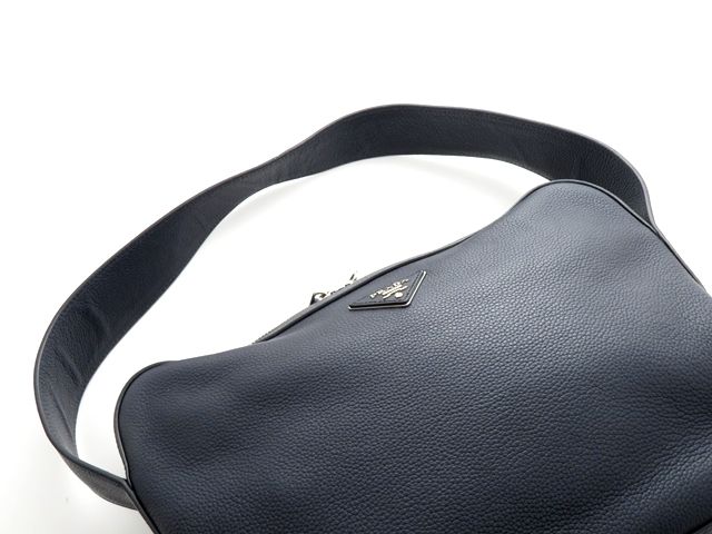 PRADA プラダ バッグ ヴィッテロダイノ ワンショルダー ネイビー レザー バッグ トートバッグ レザー ネイビー ユニセックス【中古】 PRADA プラダ バッグ ヴィッテロダイノ ワンショルダー ネイビー レザー バッグ トートバッグ レザー ネイビー ユニセックス【中古】