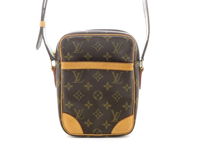 LOUIS VUITTON ルイ・ヴィトン バッグ ダヌーブ モノグラム ﾊﾞｯｸﾞ M45266 ショルダーバッグ モノグラムキャンバス ブラウン ブラウン ユニセックス【中古】