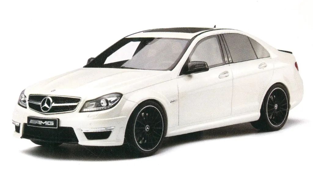 【中古】ミニカー 1/18 メルセデスベンツ C63 AMG セダン W204(ホワイト) [GTS166]