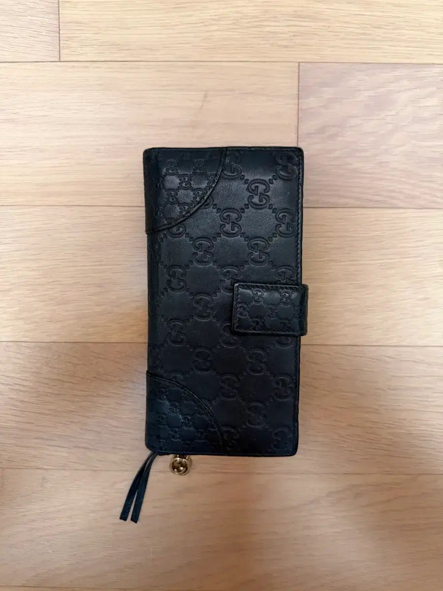 グッチ ラウンドジップ長財布