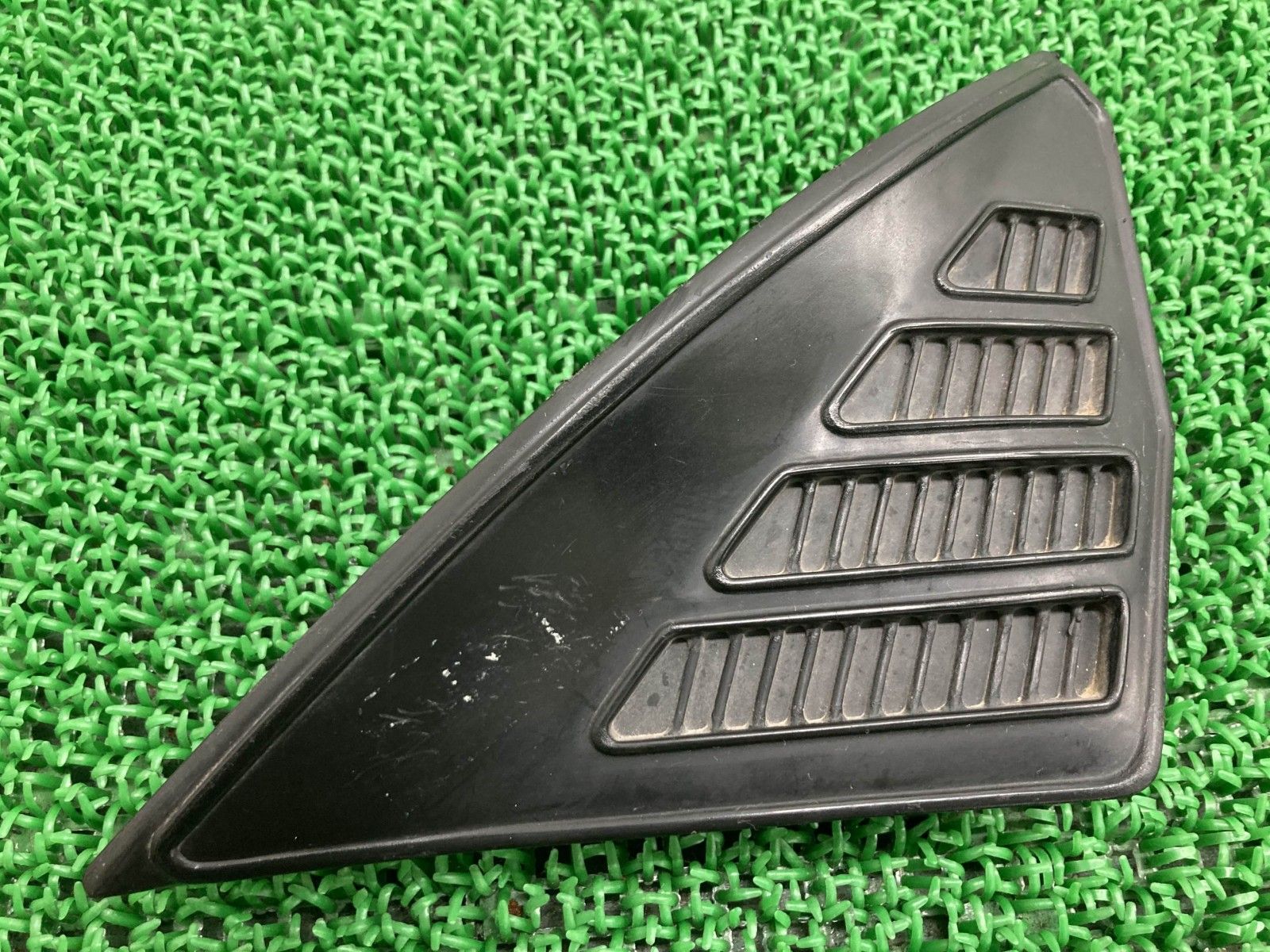 RZ250R ネックカバー 右 ヤマハ 純正 29L サイドカバー フロントカバー 