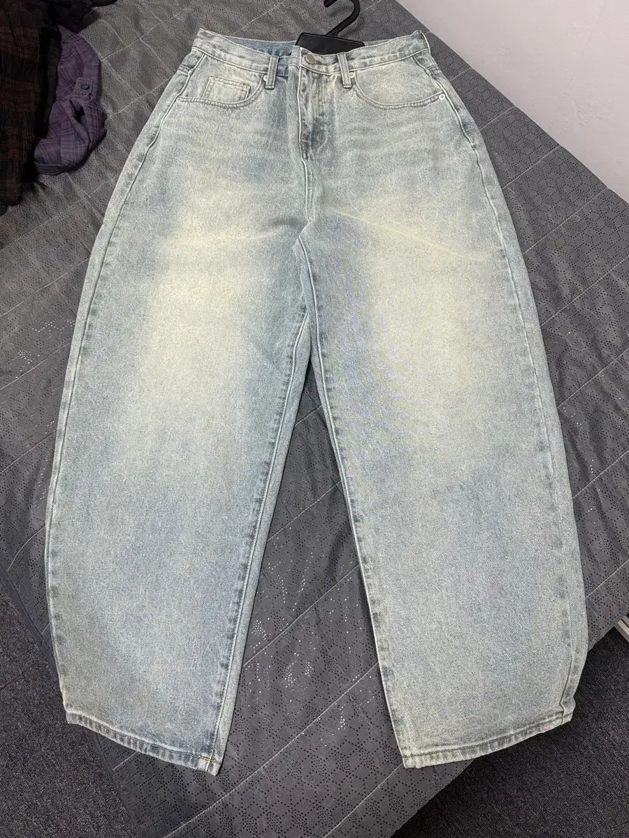 (新品) ライトブルー ワイド ウォッシュ デニム パンツ