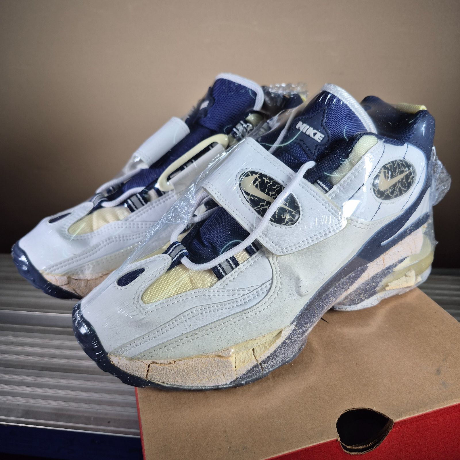 【ラストサイズ！】1996 NIKE AIR D.T. 4 MAX【178020-141】US10 【蔵出しデッドストック】
