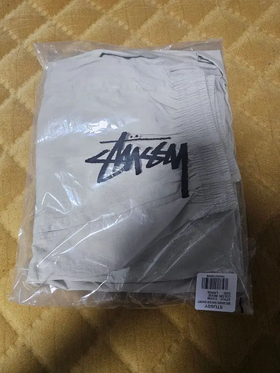 STUSSY BIG ベーシック ウォーター ショーツ L ベージュ 新品