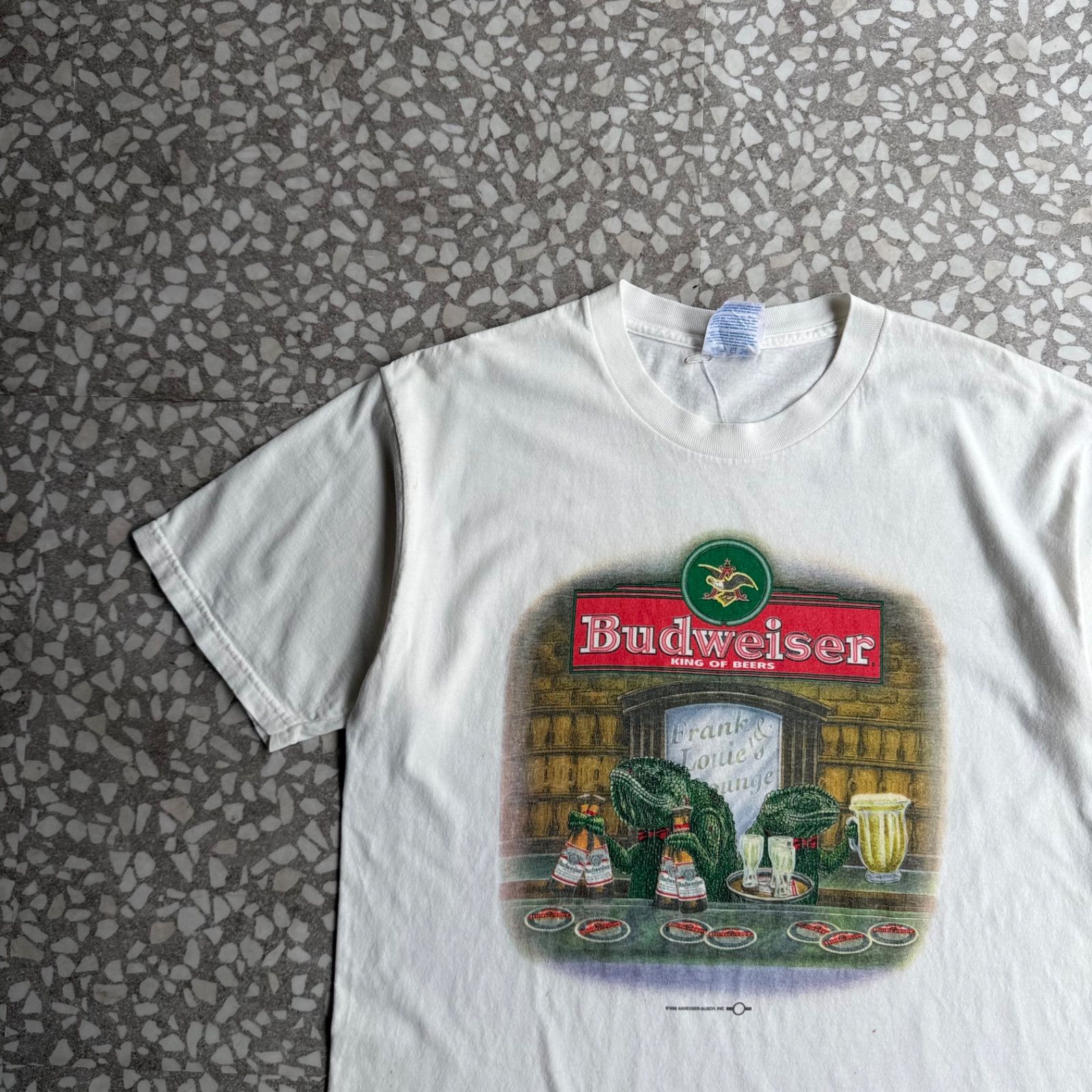 GILDAN / 90’s Budweiser T-shirt size L バドワイザー　イグアナ　カメレオン　アルコール　お酒Tシャツ カエル