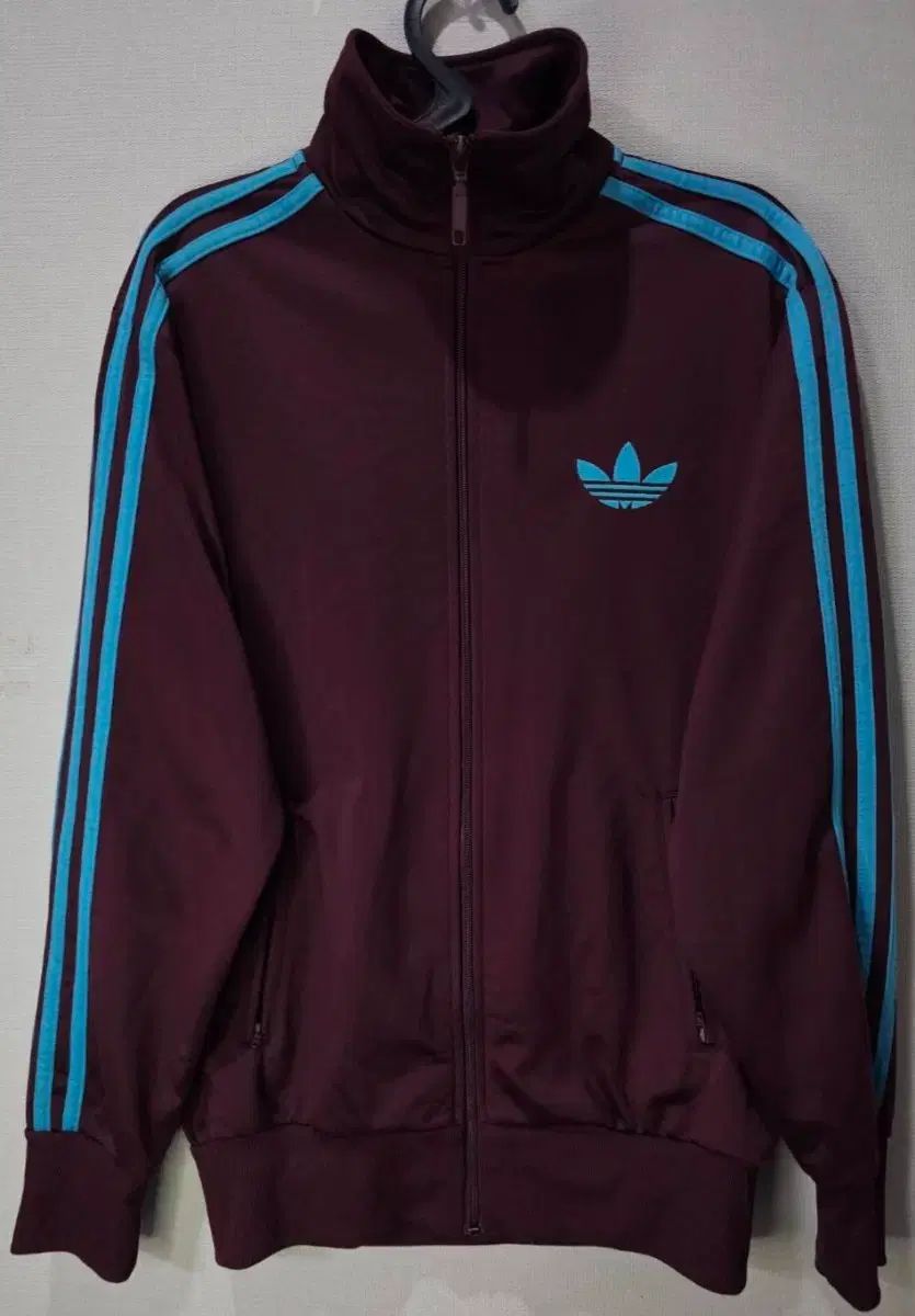 アディダス バーガンディマルーン スカイブルー トラックジャージ ジップアップジャージ 90/S