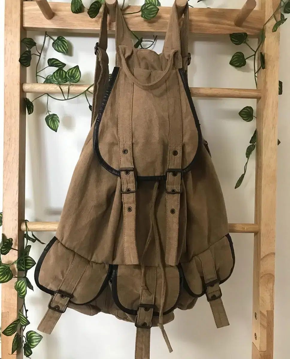 森ガール はぐみ 日本 ヴィンテージ ブラウン スリーポケット バックパック 森 バッグ