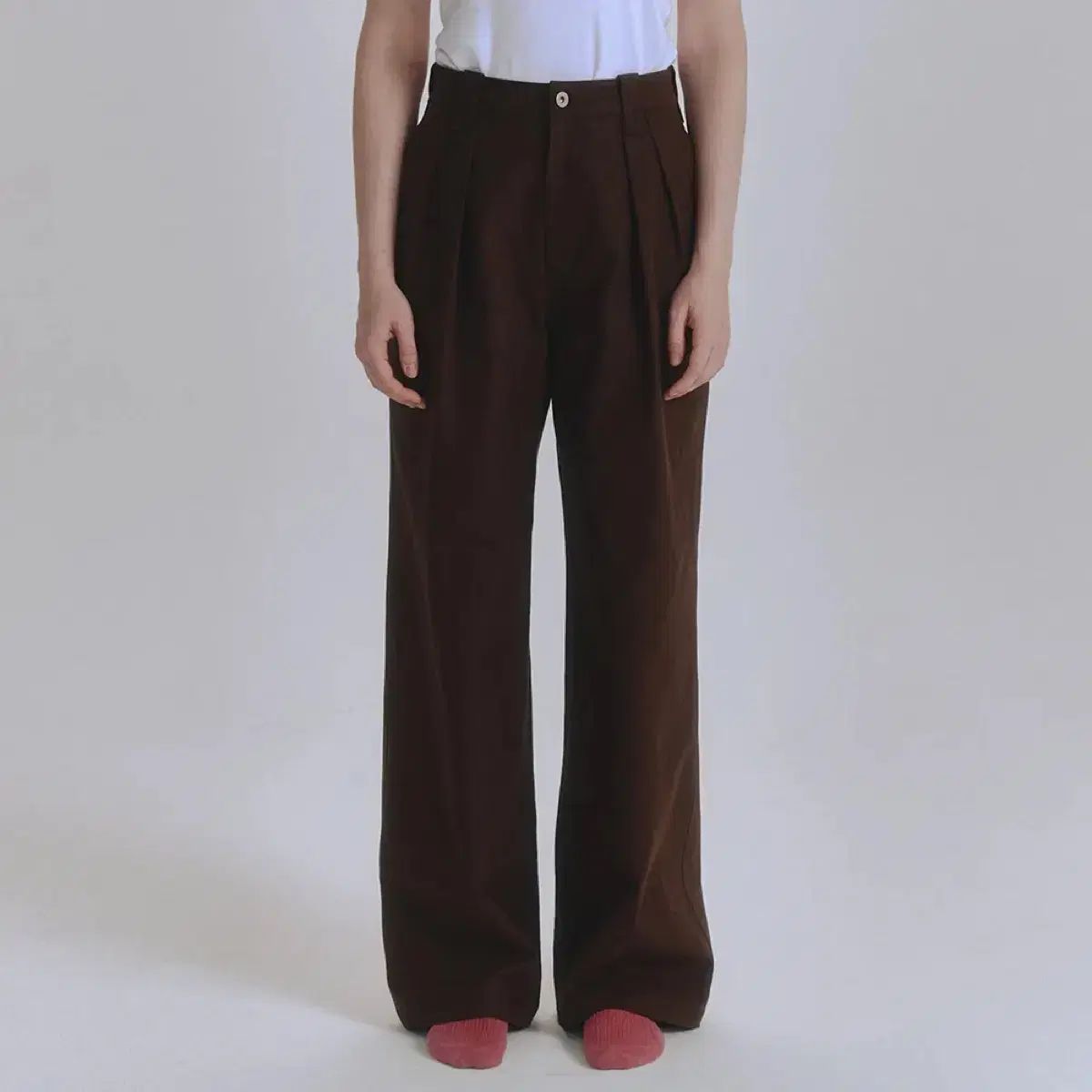 アンクックド volume two タック ワイドパンツ brown