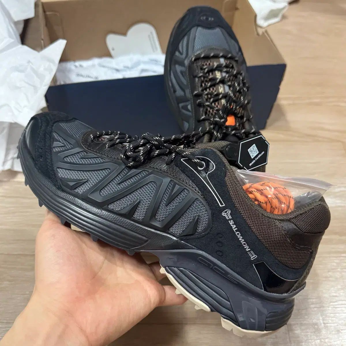 SALOMON サロモン XT-WHISPER ブラック US ブラウン 265