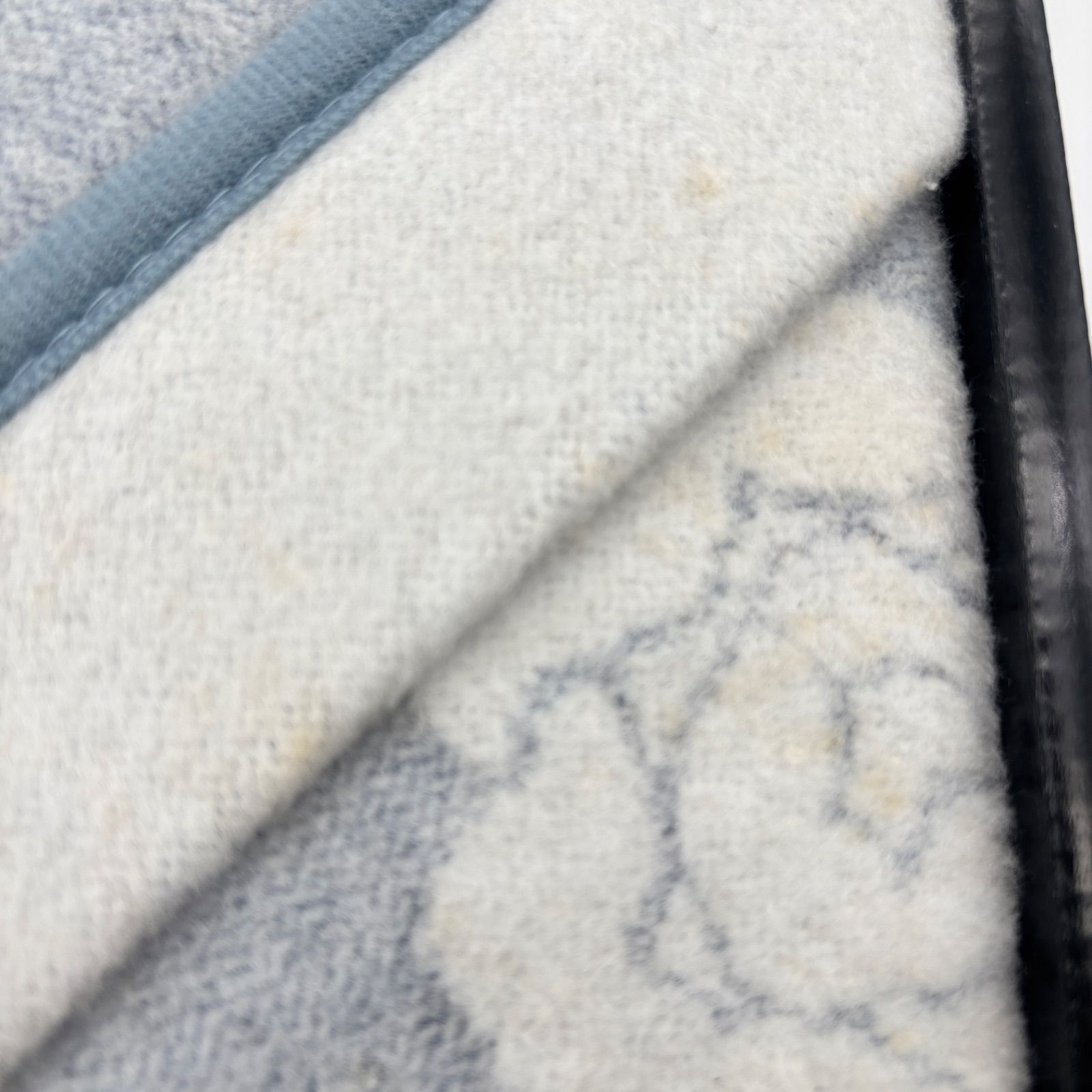 未使用品】YVESSAINTLAURENT / YSL シルク混綿毛布 140×200cm イブサン