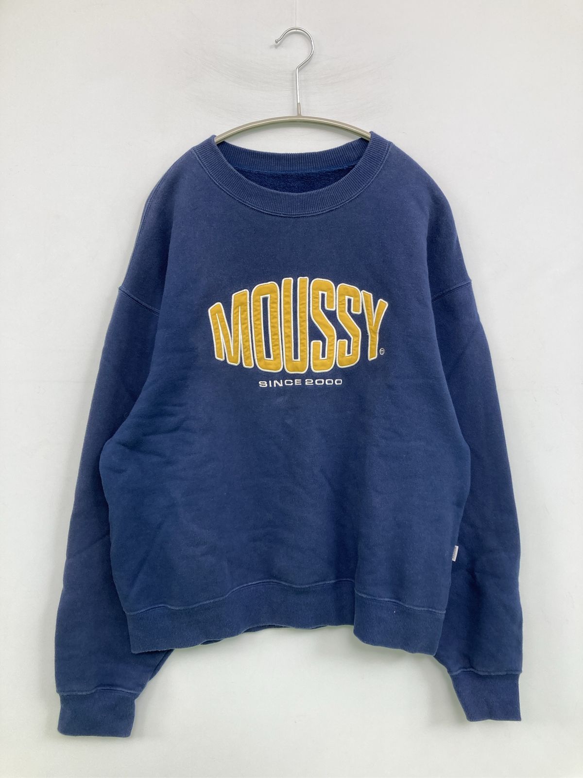 MOUSSY マウジー スウェット FREE ネイビー コットン 裏起毛 前面プリント ブランドロゴ 長袖 レディース