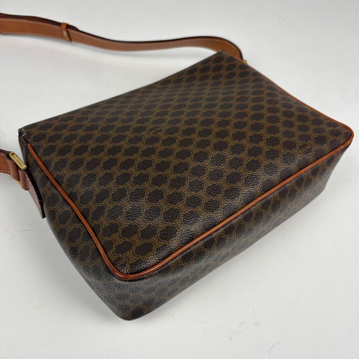 セリーヌ CELINE マカダム柄 ショルダーバッグ サークルロゴ