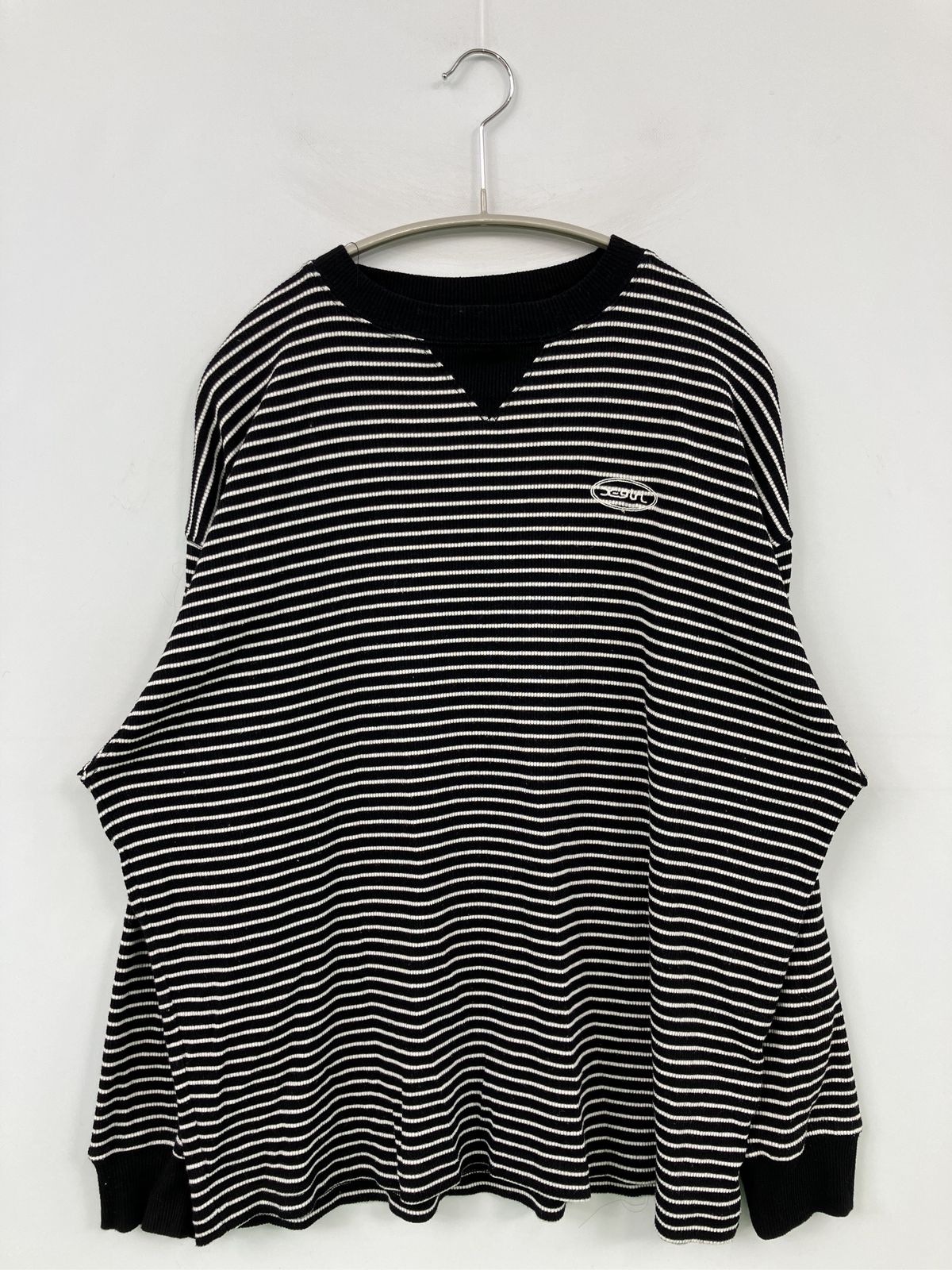 X-GIRL エックスガール Tシャツ/カットソー S ブラック ボーダー柄 ワンポイント ミドル丈 長袖 クルーネック(丸首) レディース