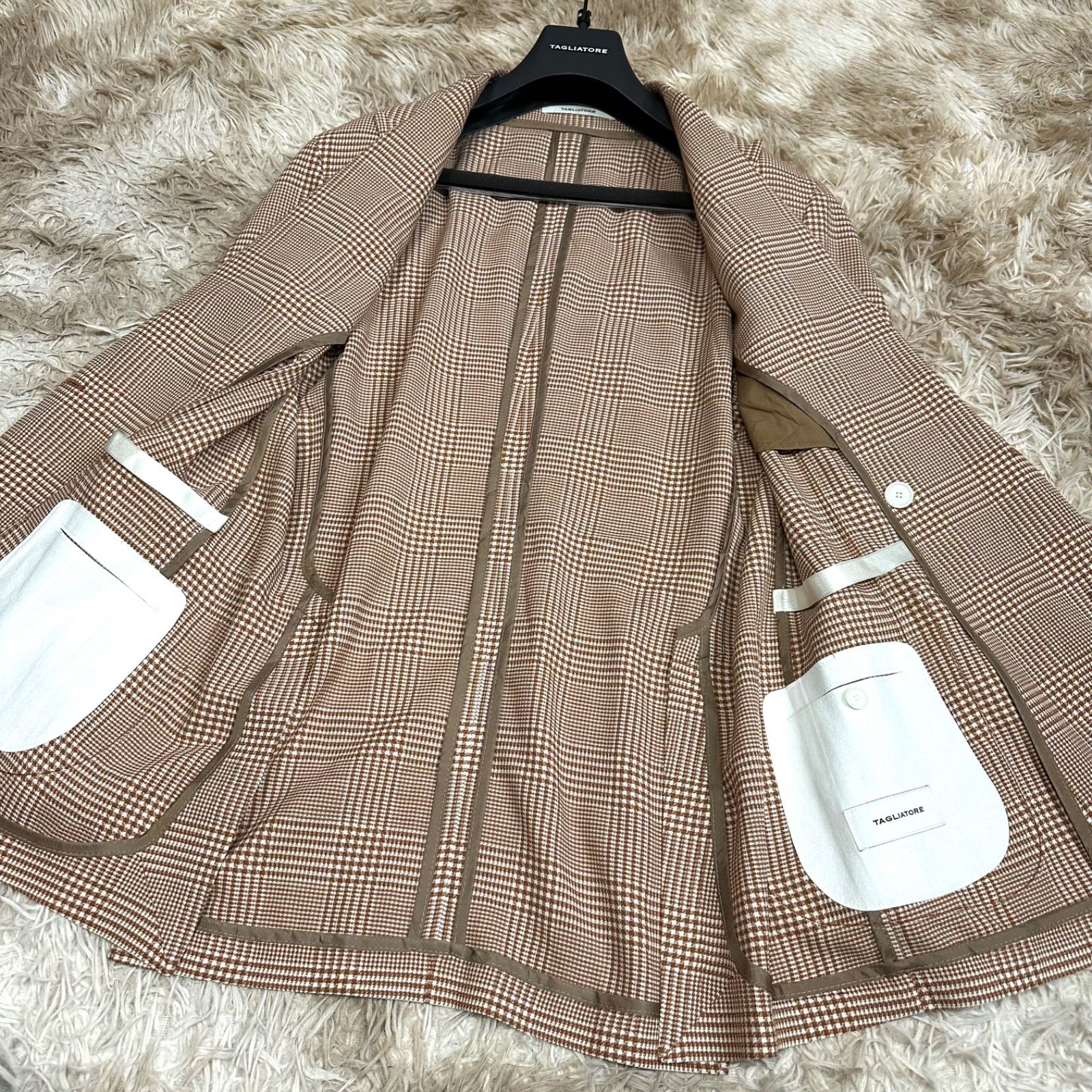 近年モデル【金ボタン】TAGLIATORE タリアトーレ DARREL テーラード 