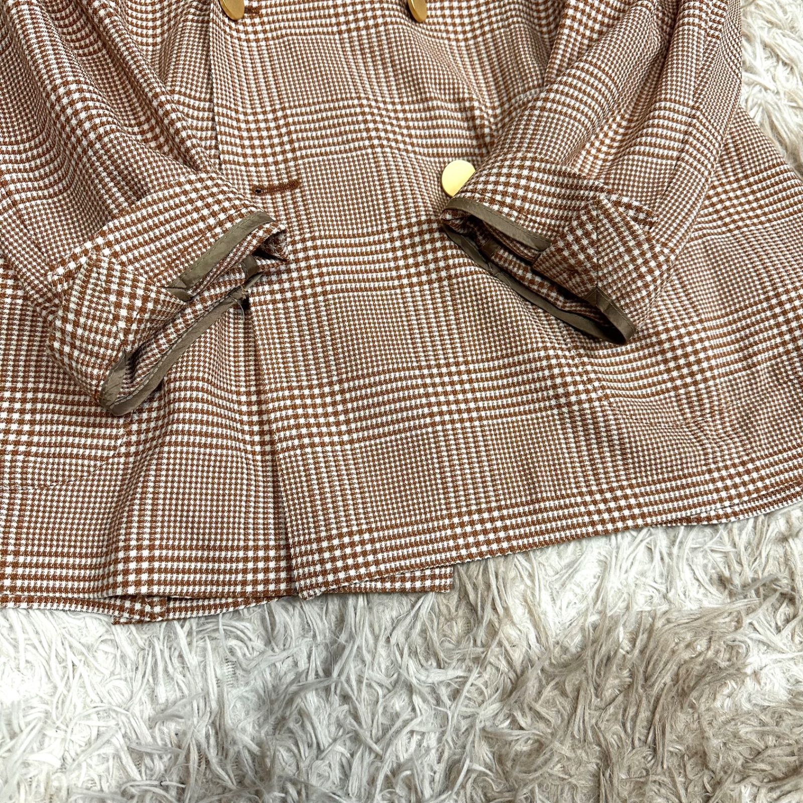 近年モデル【金ボタン】TAGLIATORE タリアトーレ DARREL テーラード 