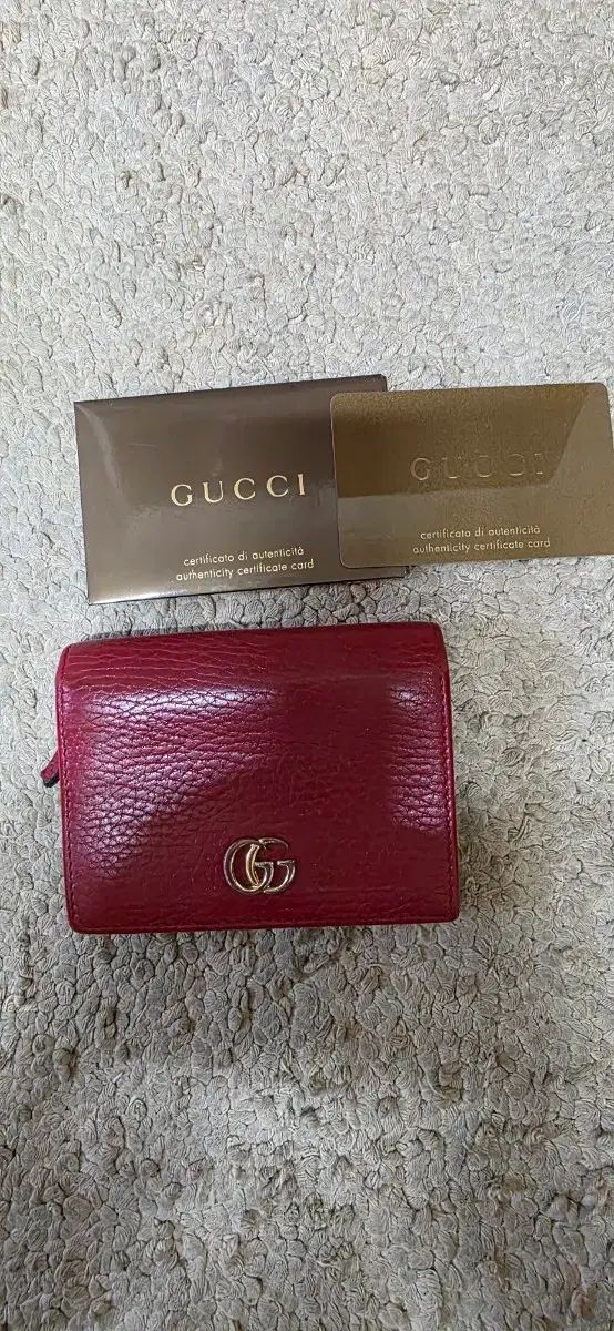 グッチ財布正規品