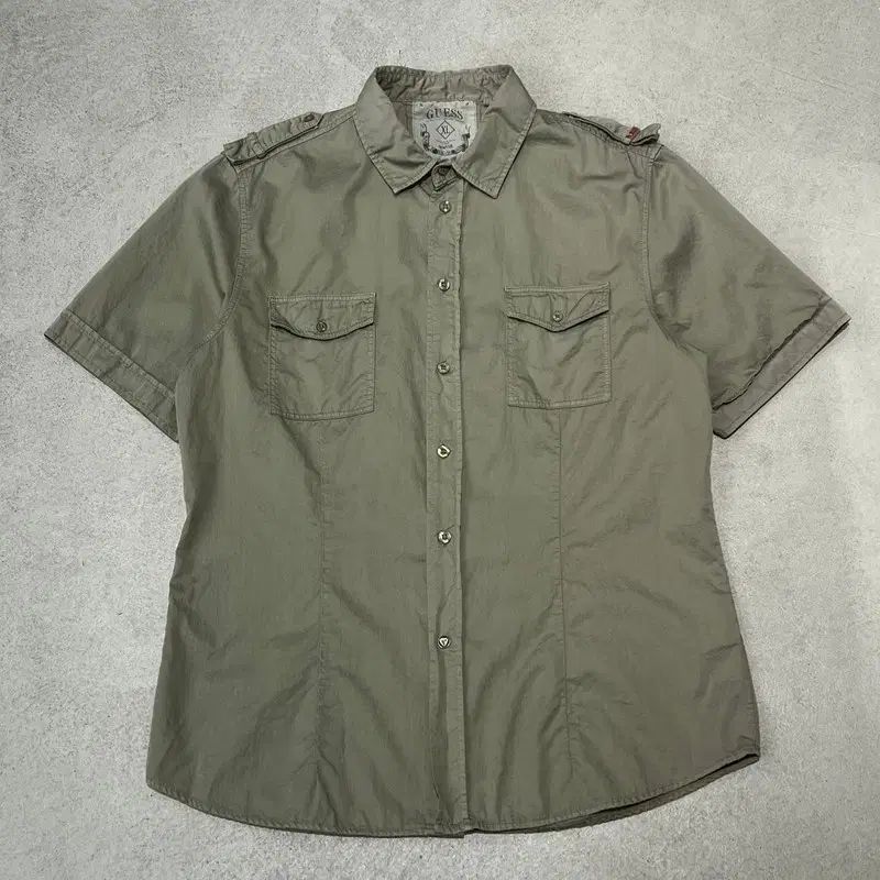 GUESS ウォーク ハーフシャツ s11385