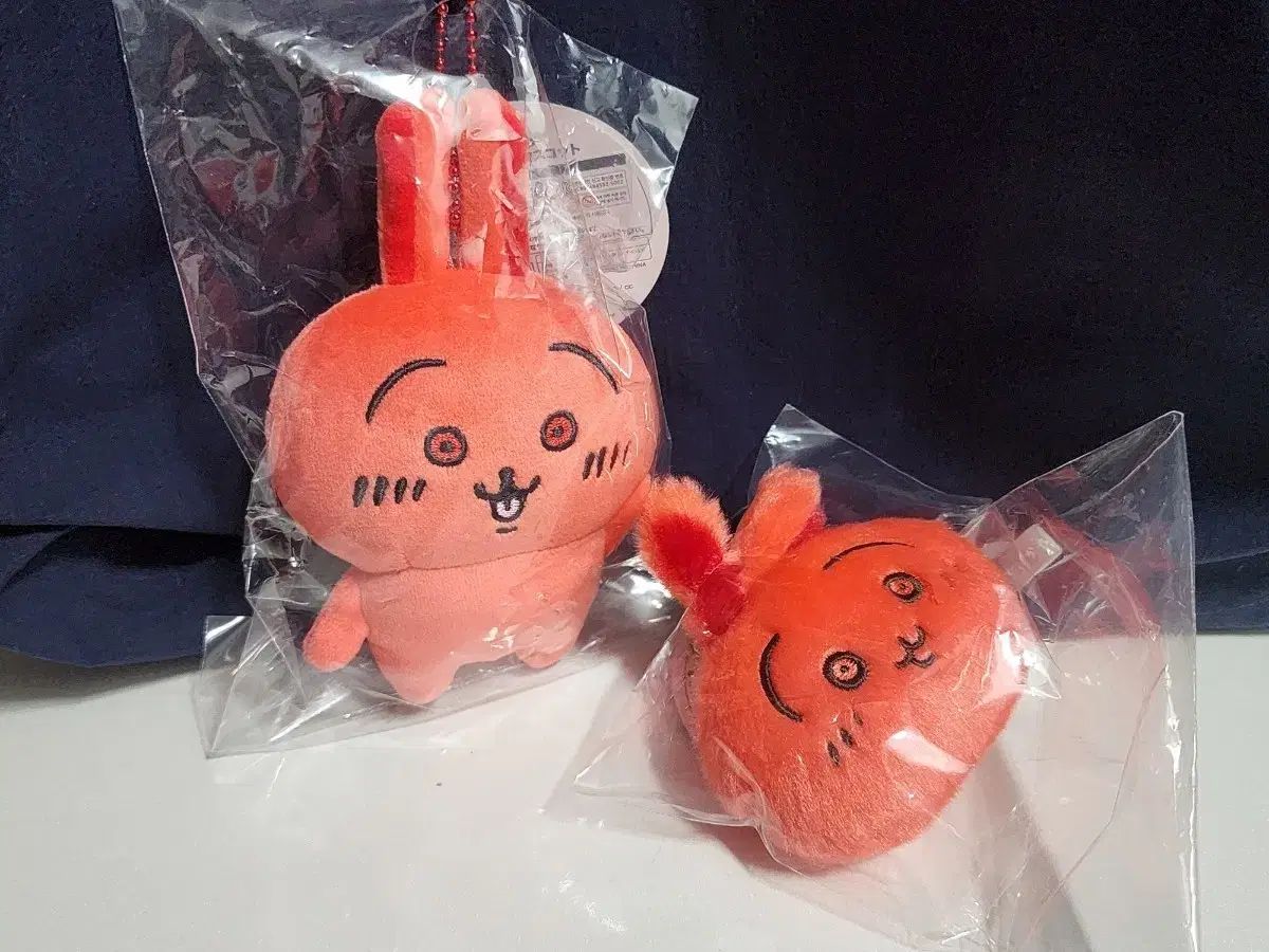 ちいかわ おかお うさぎ キーホルダー 赤うさぎ 赤 セット